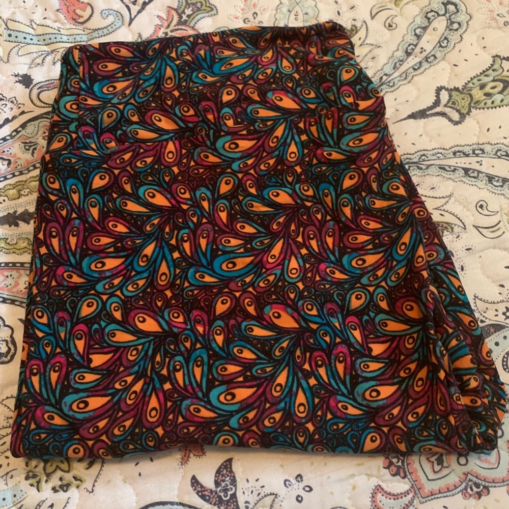Lularoe TC Leggings!!! Peacock Design!
